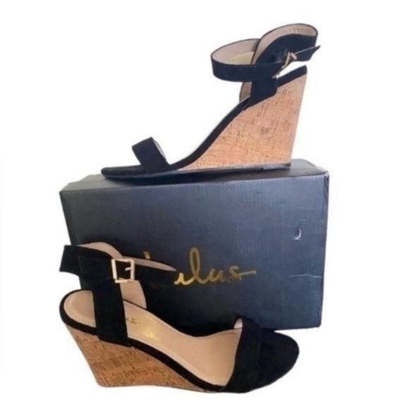 LuLu’s Size 8.5 Black Tan Suede Summer Vacation Work Ankle Straps Wedge Shoes - Picture 1 of 11